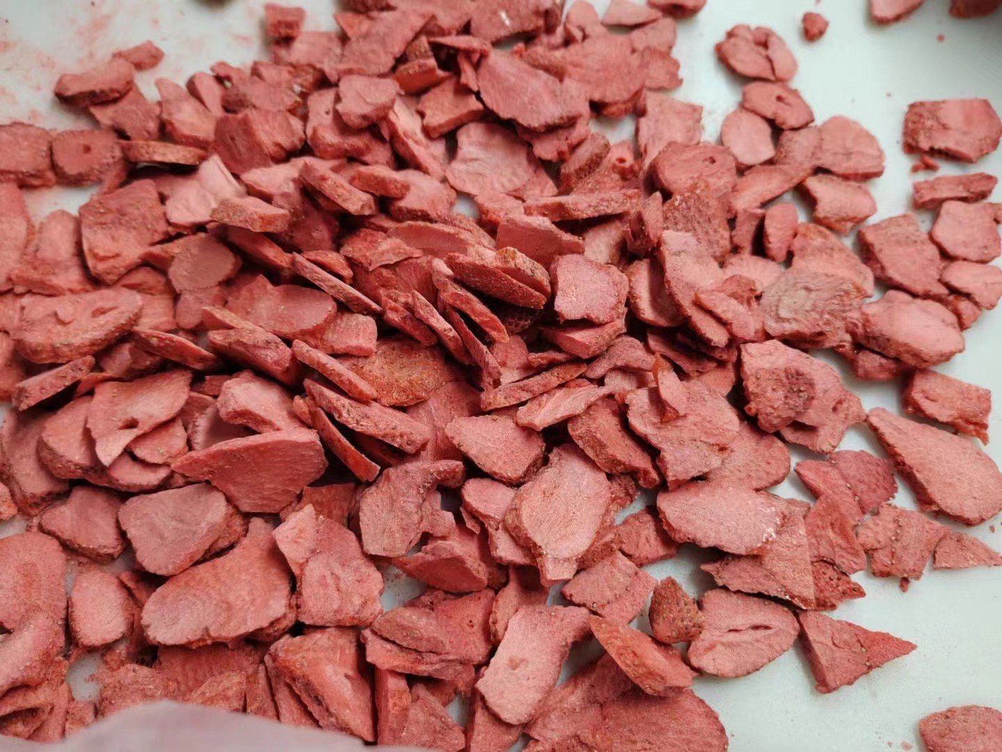 manufacturer of organic 5 - 7mm freeze - dried strawberry slices